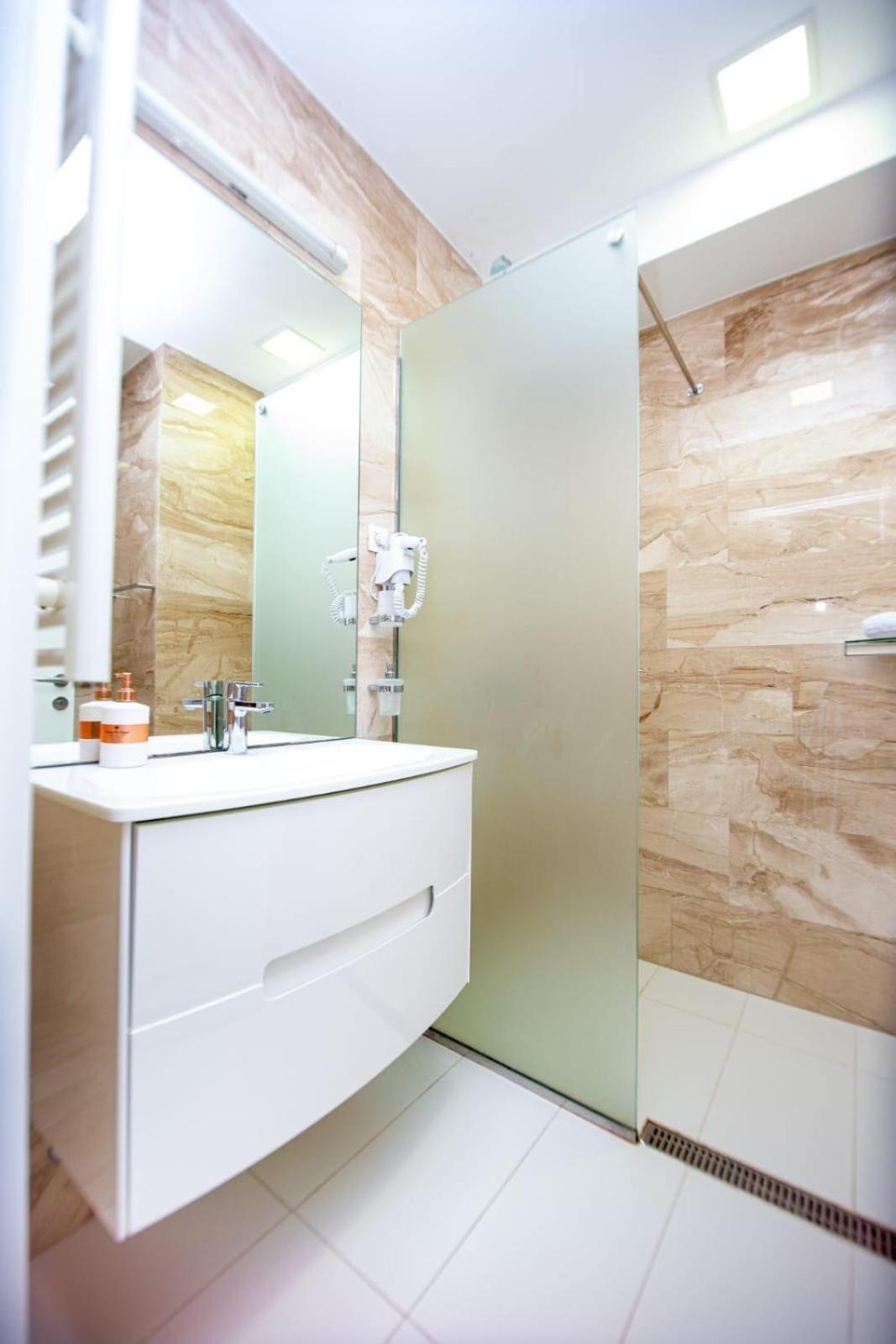 Tre Canne Lux Apartment Budva Eksteriør bilde